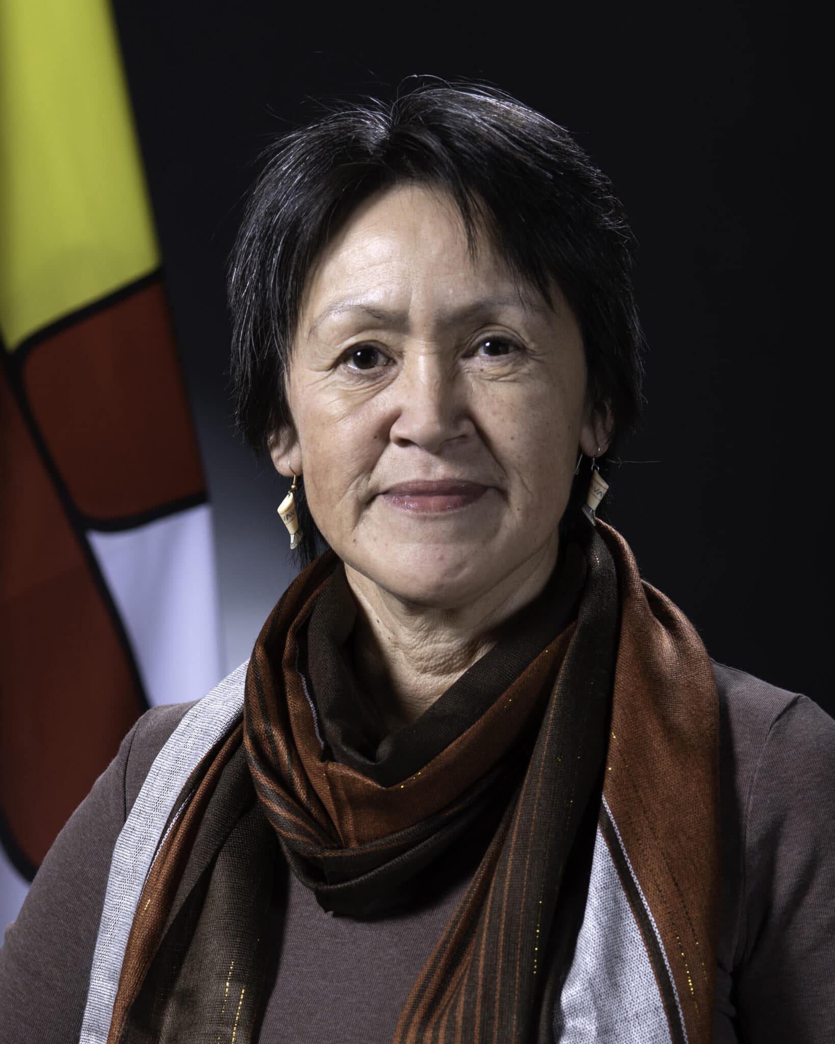 Joanna Quassa ministre des langues du gouvernement du Nunavut